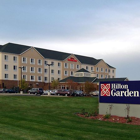 Hilton Garden Inn St. Paul Oakdale Exterior photo